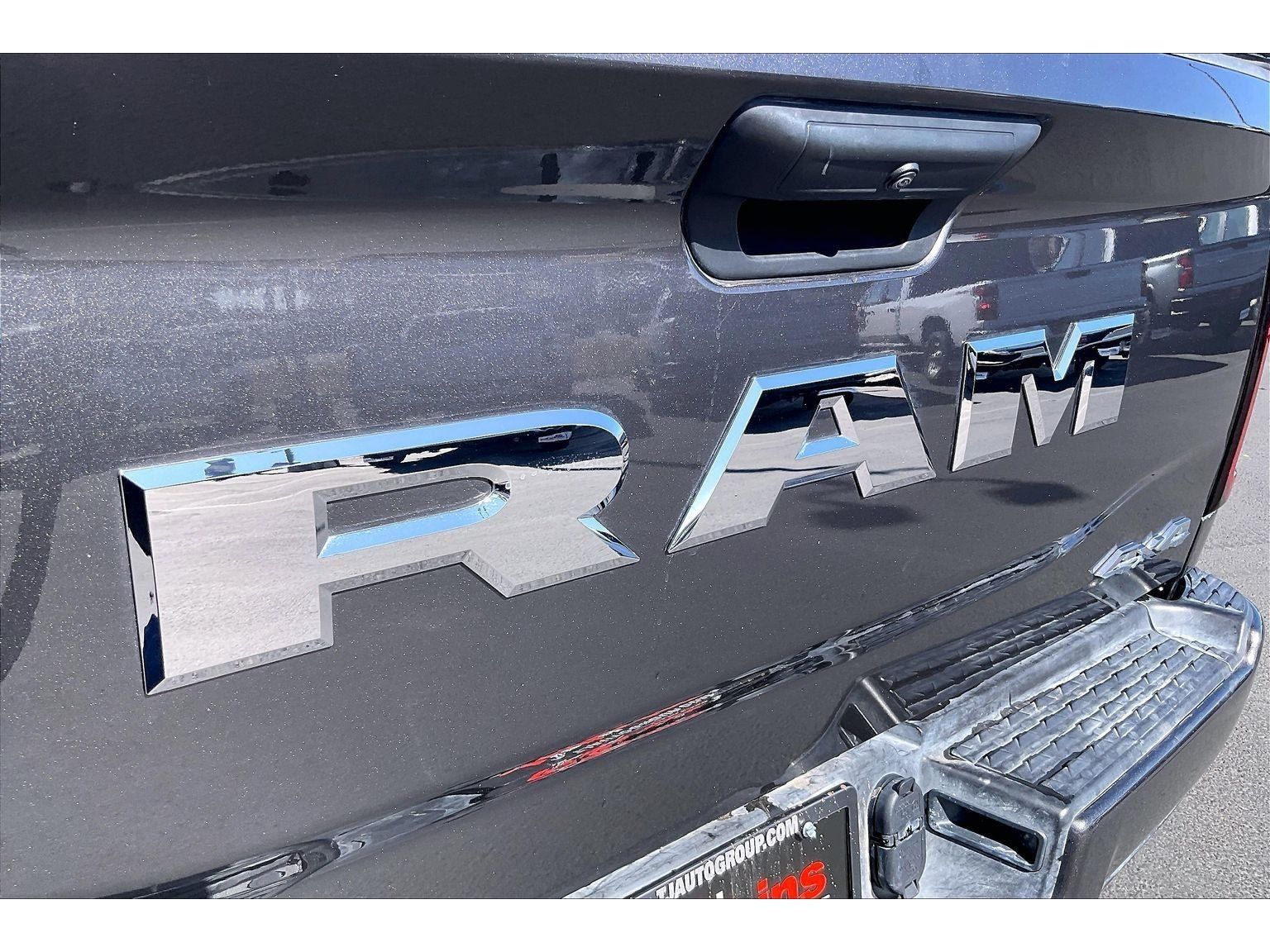 Used 2025 RAM 2500 Big Horn AWD/4WD image 32
