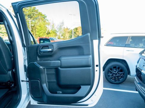 Used 2021 GMC Sierra 1500 AT4 w/ AT4 Value Package image 18