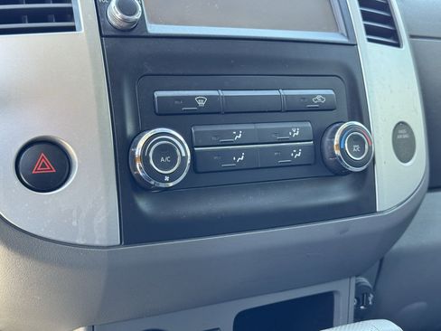 Used 2019 Nissan Frontier SV image 51