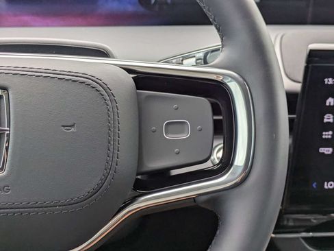 New 2026 Lincoln Nautilus Premier AWD/4WD image 27