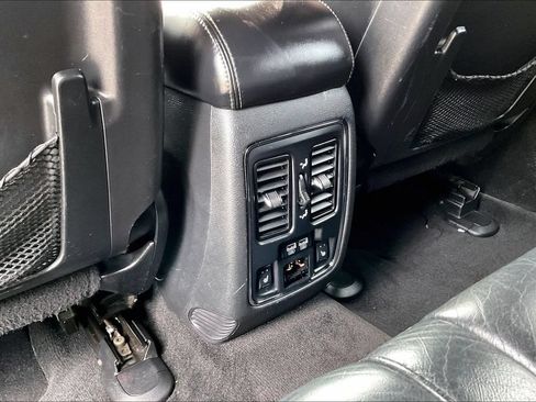 Used 2014 Jeep Grand Cherokee Limited w/ Luxury Group II AWD/4WD image 11