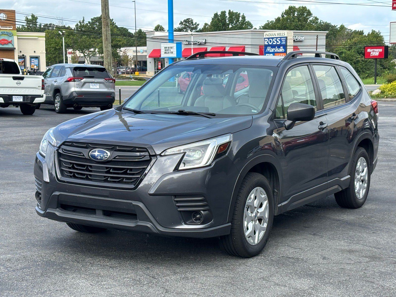 Used 2023 Subaru Forester AWD/4WD image 2