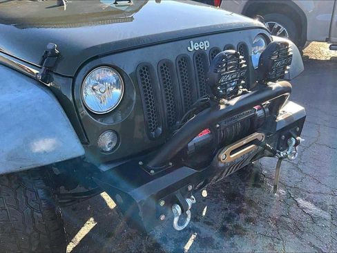 Used 2015 Jeep Wrangler Sport AWD/4WD image 3