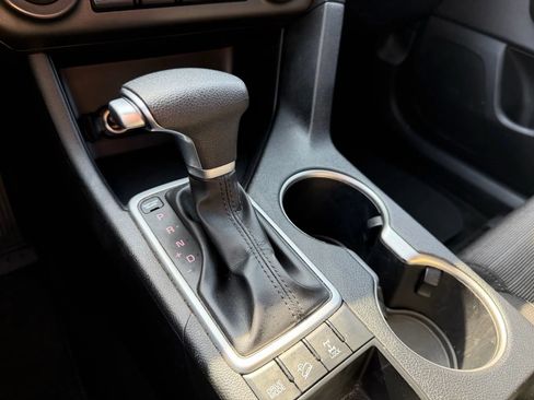 Used 2018 Kia Sportage LX image 21