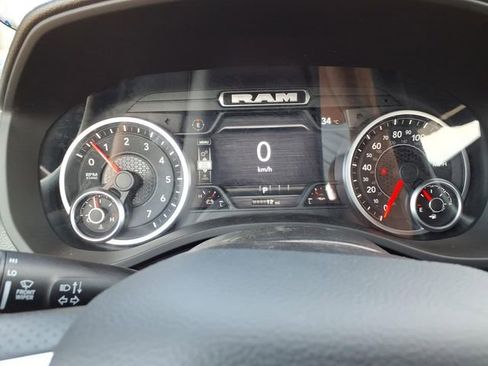 New 2026 RAM 1500 Express AWD/4WD image 24