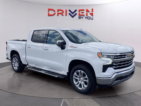 New 2026 Chevrolet Silverado 1500 LTZ w/ LTZ Premium Package image 3