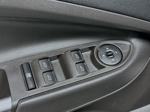 Used 2018 Ford Escape SEL w/ Ford Safe & Smart Package AWD/4WD image 19