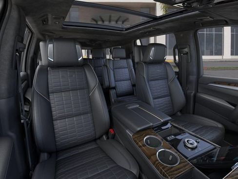 New 2026 Cadillac Escalade ESV Platinum Sport w/ LPO, ONYX Package AWD/4WD image 16