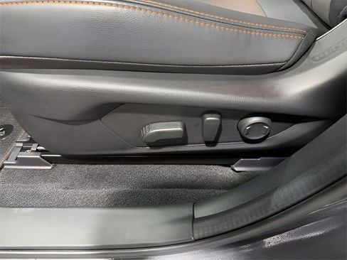 Certified 2025 Subaru Crosstrek 2.5i Limited w/ Popular Package #4A image 12