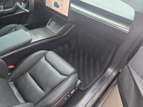 Used 2022 Tesla Model X Plaid AWD/4WD image 28