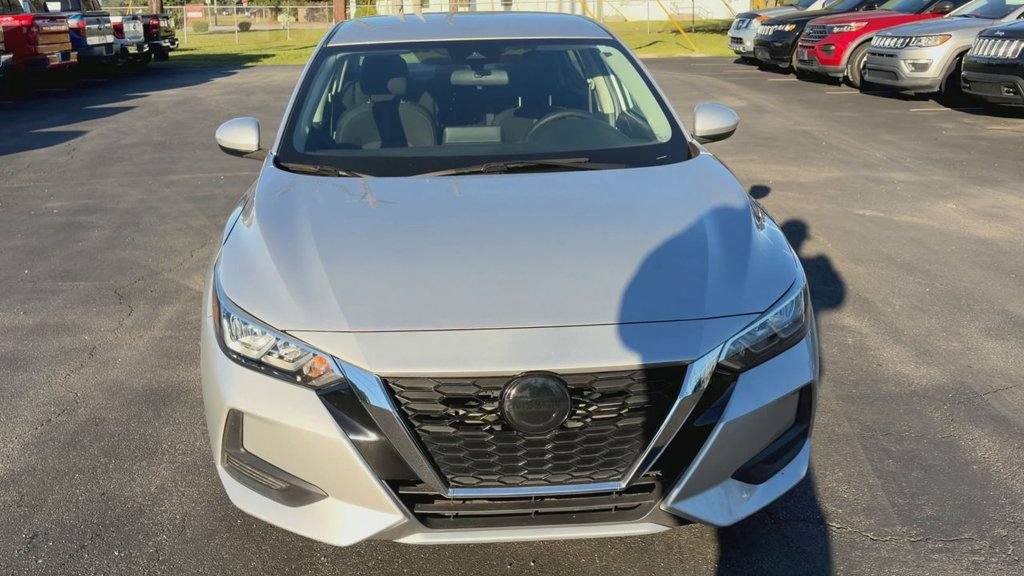 Used 2022 Nissan Sentra SV w/ Trunk Package FWD image 3