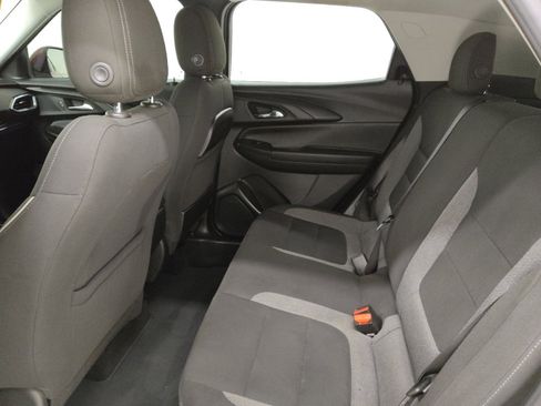 Used 2021 Chevrolet TrailBlazer LT FWD image 18