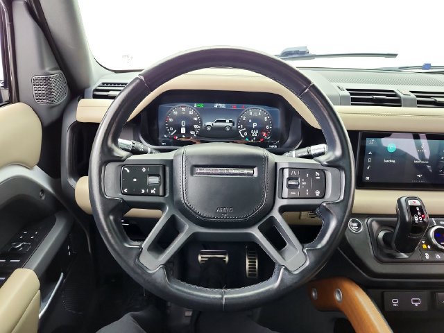 Used 2022 Land Rover Defender 110 X-Dynamic HSE AWD/4WD image 25