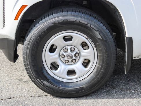 Used 2022 Nissan Frontier S image 9