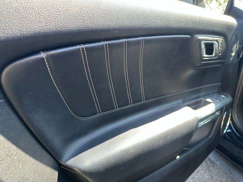 Used 2021 Ford Mustang Premium image 33