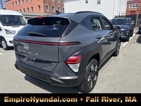 Used 2024 Hyundai Kona SEL image 6