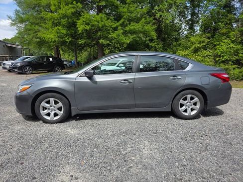 Used 2017 Nissan Altima 2.5 image 6