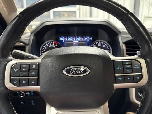 Used 2024 Ford Expedition Limited AWD/4WD image 12