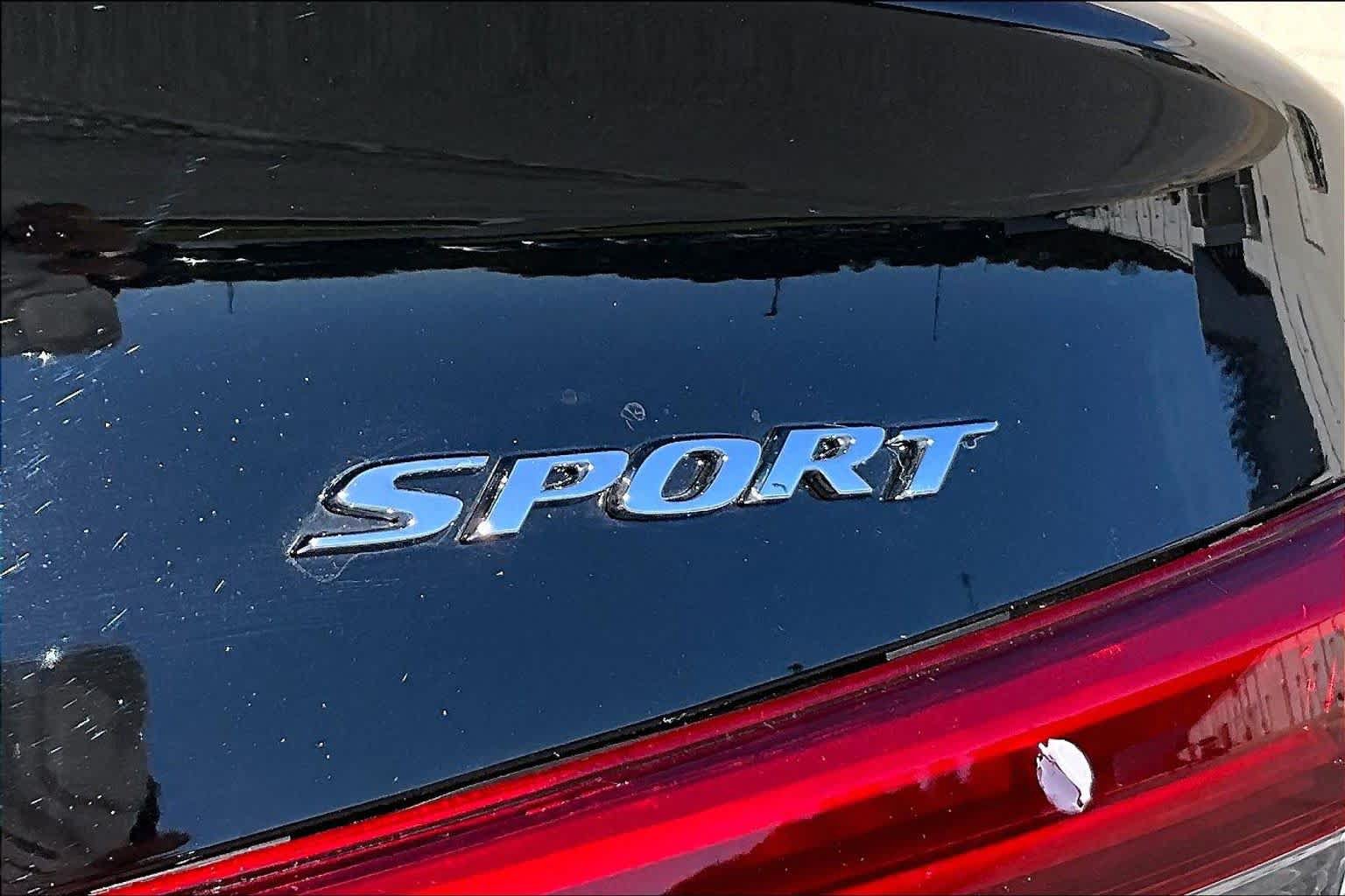Used 2024 Honda Civic Sport image 10