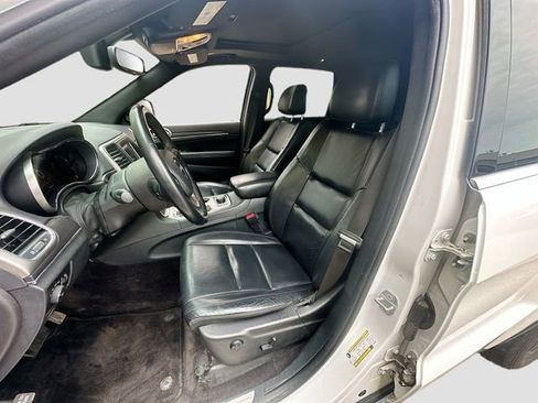 Used 2018 Jeep Grand Cherokee Limited image 21