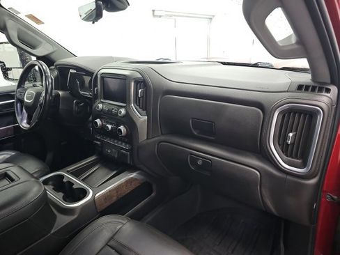 Used 2022 GMC Sierra 3500 Denali w/ Denali Ultimate Package image 11