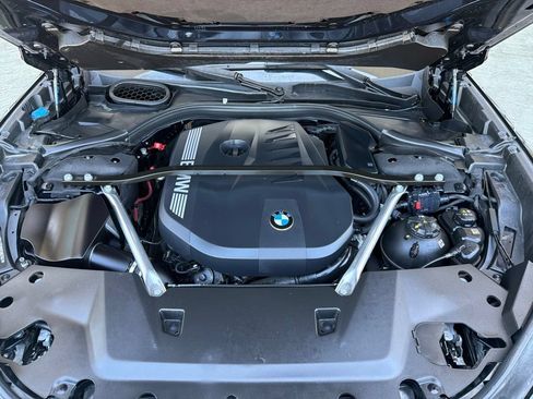 Used 2023 BMW 740i RWD image 23
