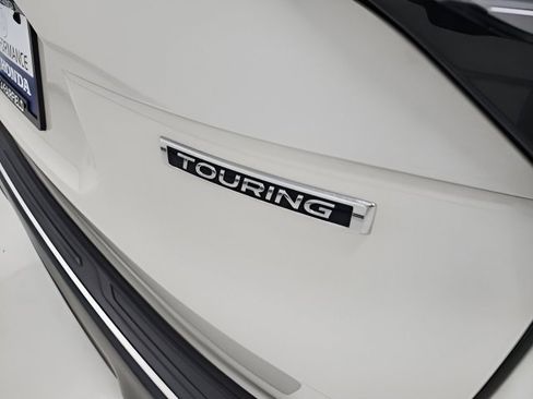 Used 2025 Subaru Forester Touring w/ Popular Package - Touring AWD/4WD image 13