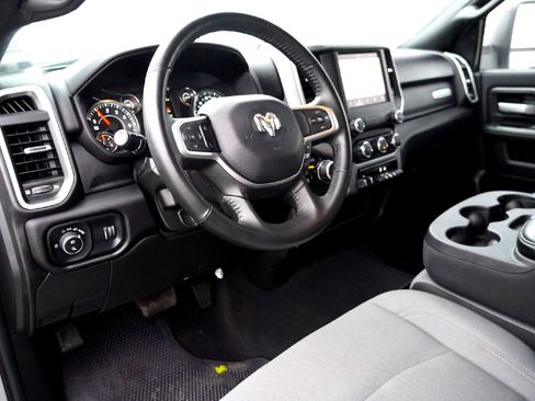 Used 2024 RAM 2500 Big Horn w/ Bed Utility Group image 10