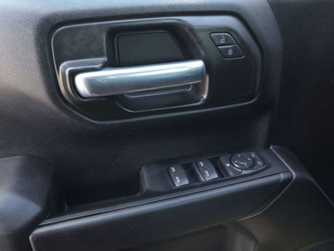 Used 2022 Chevrolet Silverado 1500 W/T w/ WT Value Package image 18