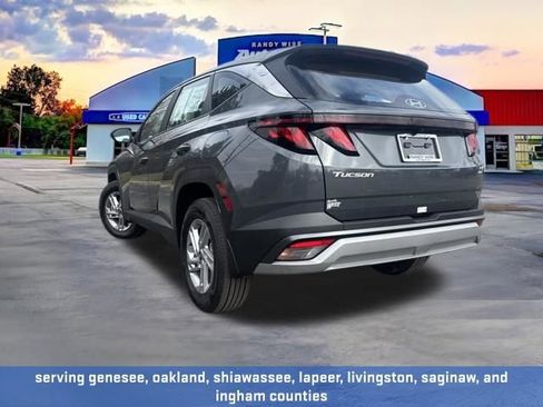 New 2026 Hyundai Tucson SE image 4