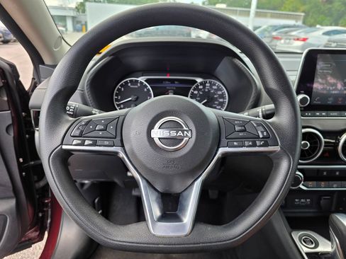 Used 2024 Nissan Sentra SV FWD image 23