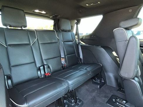 Used 2023 Cadillac Escalade Sport AWD/4WD image 14