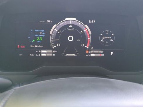 New 2026 Toyota Tundra Limited AWD/4WD image 32