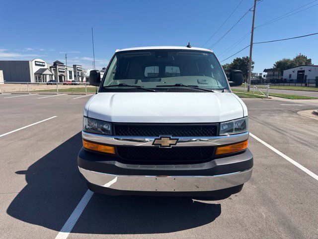 Used 2024 Chevrolet Express 3500 LT w/ LT Preferred Equipment Group RWD image 2