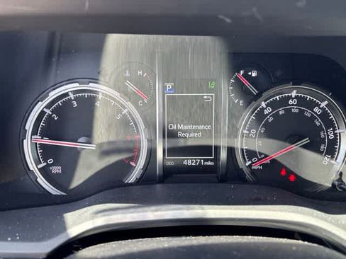 Used 2020 Toyota 4Runner TRD Off-Road Premium w/ Moonroof Package AWD/4WD image 13