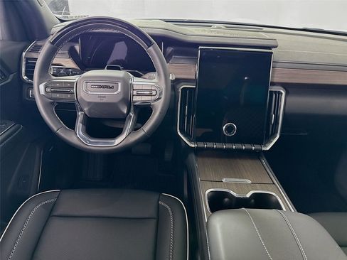 New 2026 GMC Acadia Denali AWD/4WD image 2