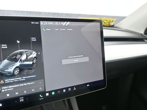 Used 2023 Tesla Model Y Long Range image 24