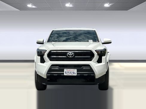Used 2024 Toyota Tacoma SR5 AWD/4WD image 6