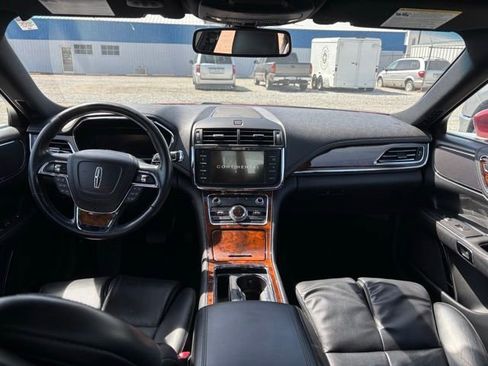 Used 2017 Lincoln Continental Reserve w/ Climate Package image 16