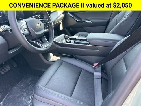 New 2026 Chevrolet Equinox LT w/ Convenience Package II image 2