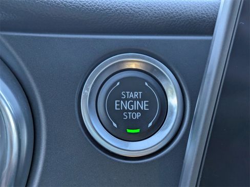 Used 2025 Chevrolet Blazer LT image 25