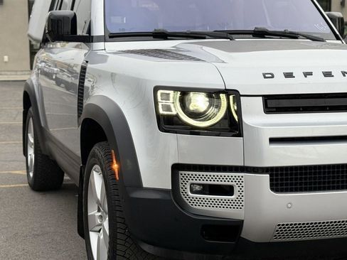 Used 2020 Land Rover Defender 110 First Edition AWD/4WD image 9