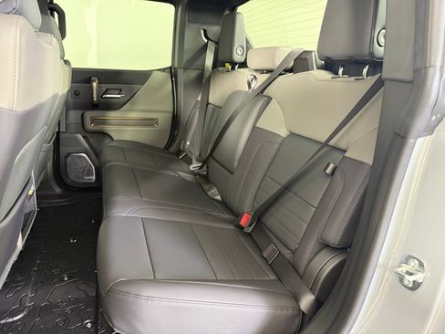 New 2025 GMC Hummer EV 3X w/ Extreme Off-Road Package image 22