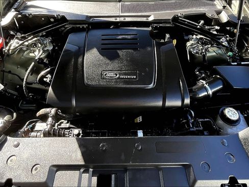 Used 2020 Land Rover Defender 110 S image 9