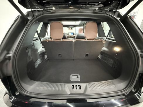 Used 2025 Lincoln Aviator Reserve w/ Jet Appearance Package AWD/4WD image 29