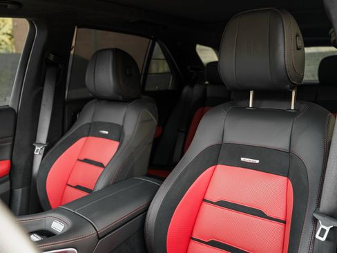 Used 2025 Mercedes-Benz GLE 63 AMG S image 21