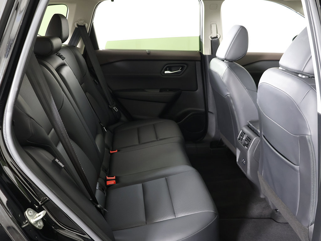 Used 2023 Nissan Rogue SV w/ SV Premium B Package AWD/4WD image 36