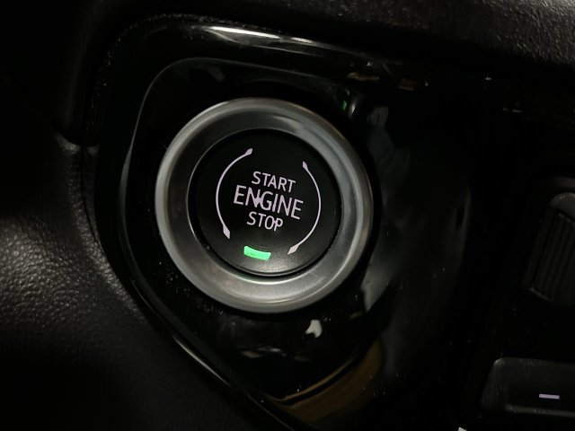 Certified 2024 Chevrolet Silverado 1500 RST AWD/4WD image 18