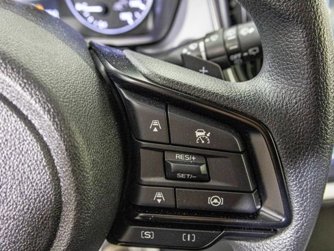 Used 2025 Subaru Crosstrek 2.0i Premium image 26