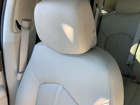 Used 2013 Cadillac SRX Premium image 29